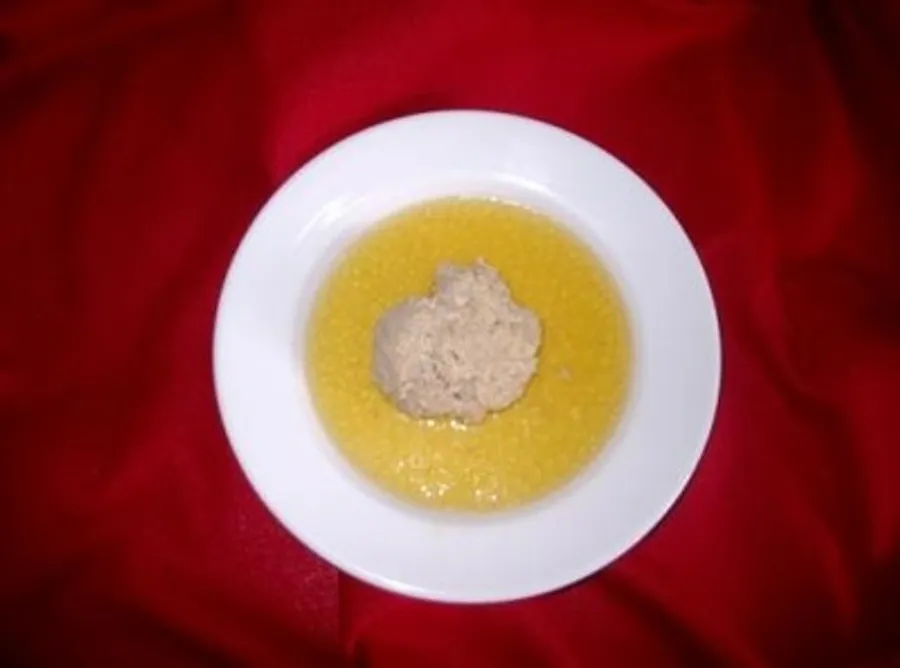 Sopa con pelota casera